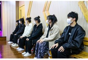 91逼逼"北音附中高三表演专业阶段性考试"